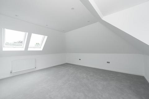 2 Pine Hill, Epsom, KT18 7BG