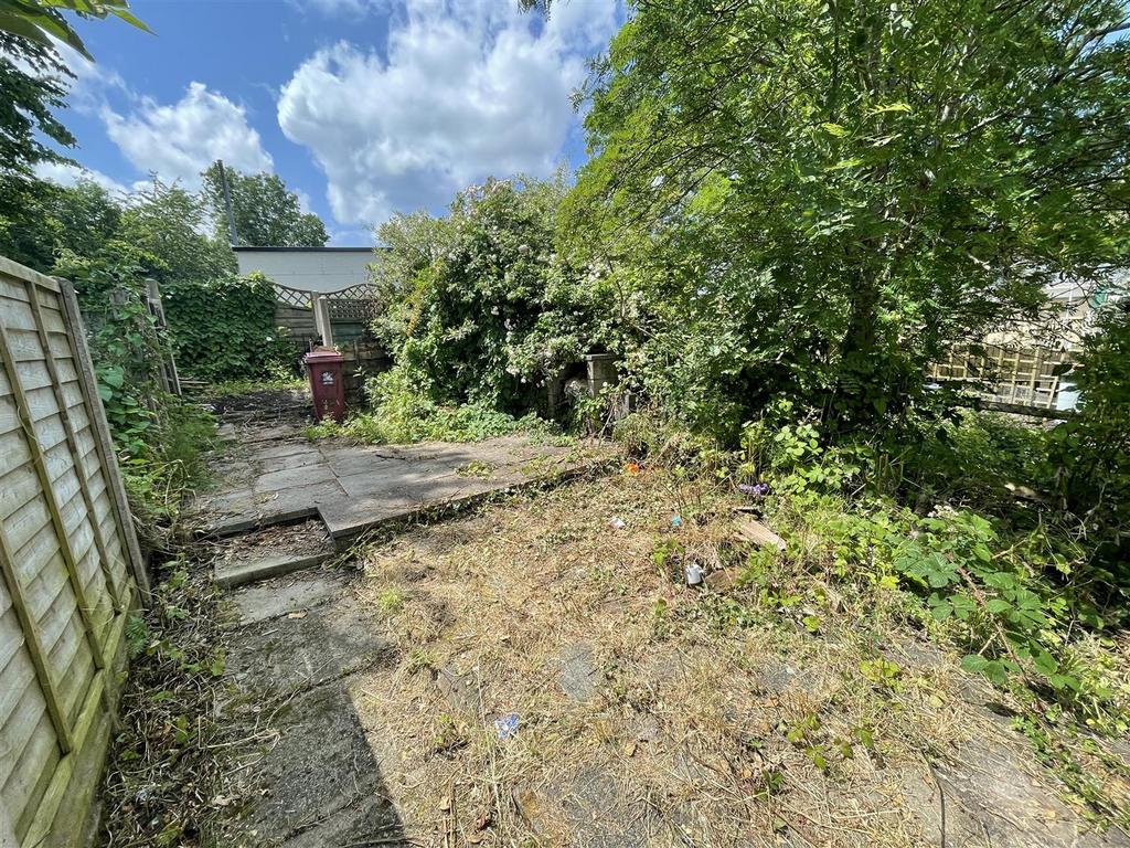 Highfield Road, Clitheroe, Ribble Valley 2 bed cottage for sale £110,000