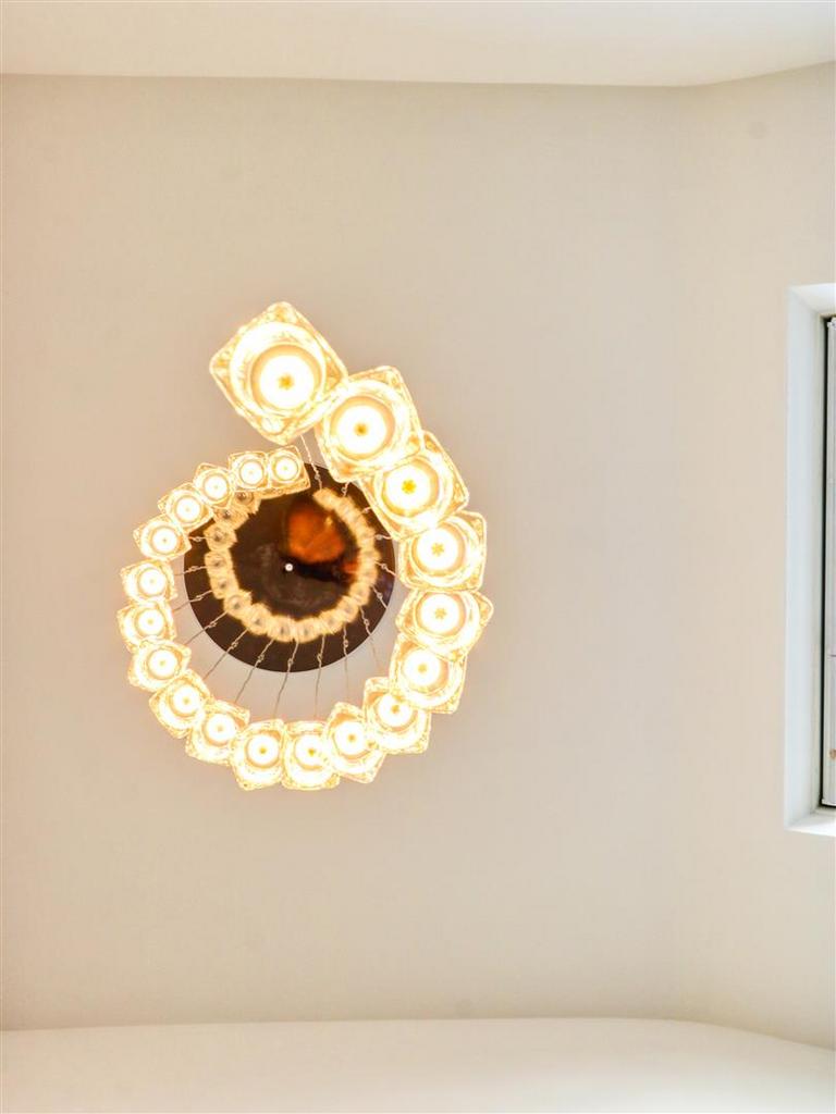 Ceiling light