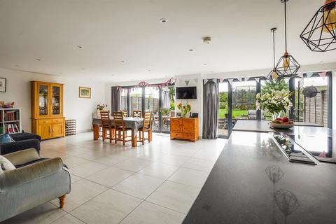 4 bedroom barn conversion for sale - Priory Lane, Broad Marston, Stratford-Upon-Avon