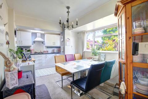 38 Battleton Road, Evesham, WR11 1HW