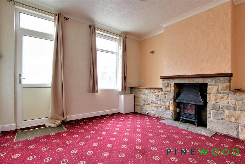 Titchfield Street, Worksop S80 3 bed terraced house for sale £100,000
