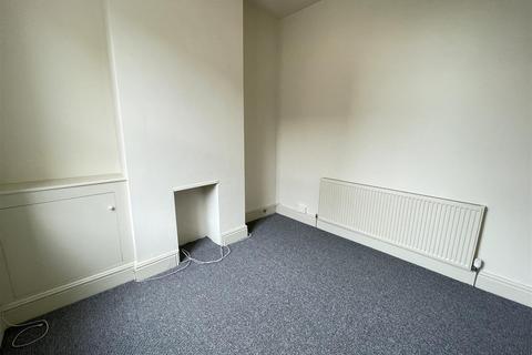 2 bedroom terraced house for sale, Longwestgate, Scarborough