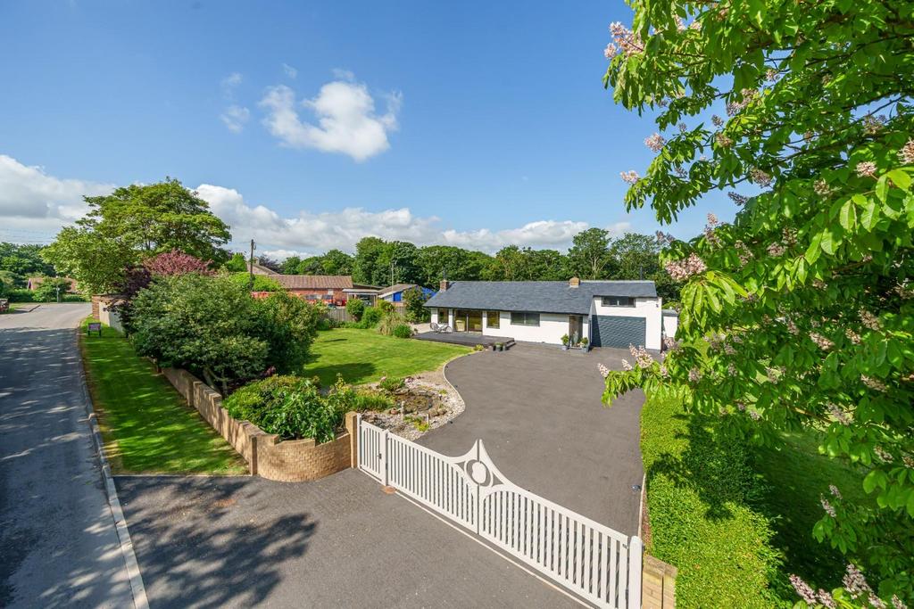 Southlands, Primrose Valley, Filey 3 bed detached bungalow £560,000