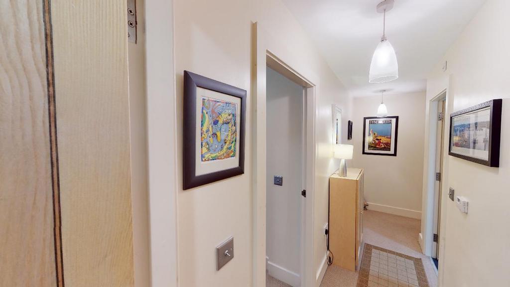 Hallway.jpg