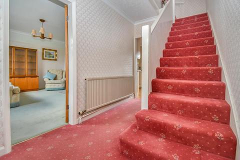 18 Aire View, Yeadon, Leeds, LS19 7TL