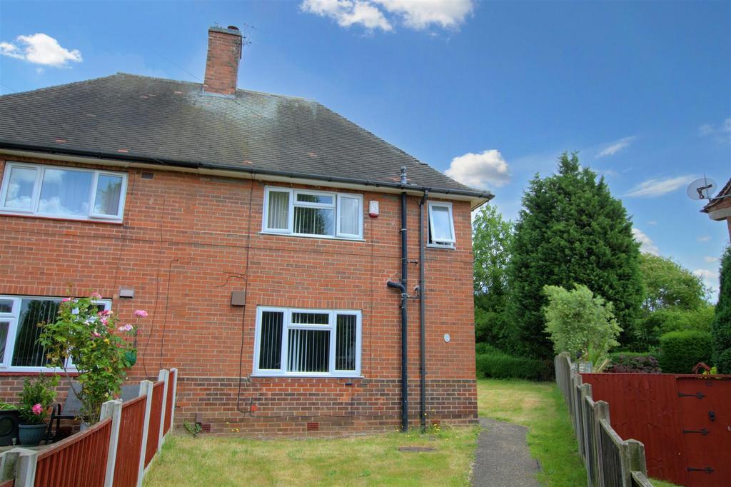 Berwick Close, Nottingham 3 bed semidetached house for sale £200,000