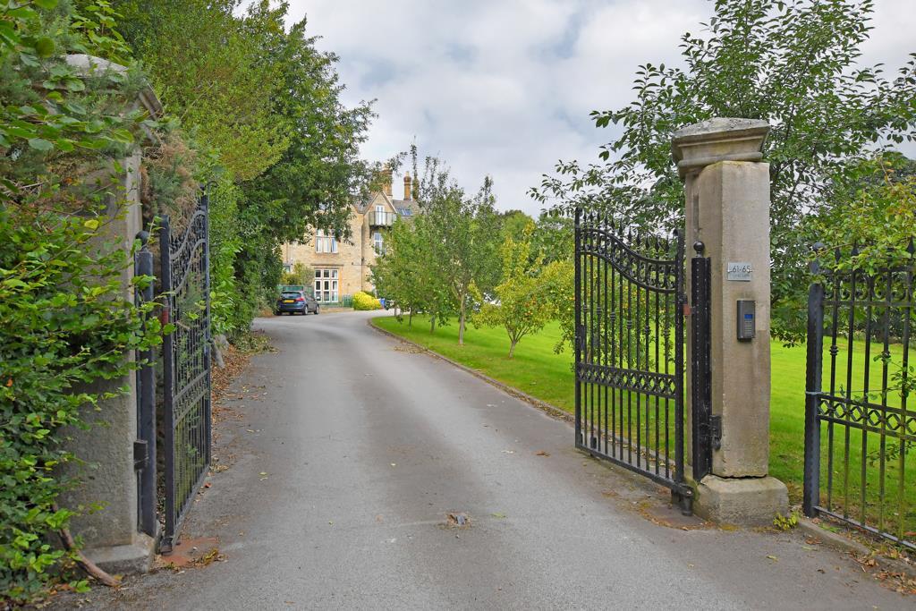 Communal Grounds