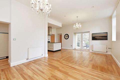 65b Limb Lane, Dore, Sheffield, S17 3ES