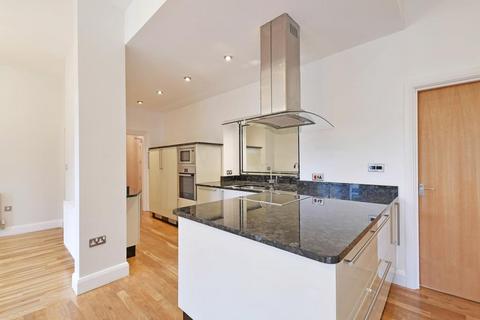 65b Limb Lane, Dore, Sheffield, S17 3ES