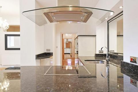 65b Limb Lane, Dore, Sheffield, S17 3ES