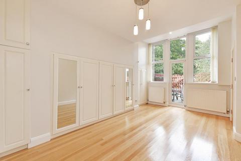 65b Limb Lane, Dore, Sheffield, S17 3ES