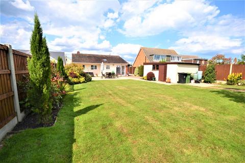 3 bedroom bungalow for sale, Imperial Avenue, Mayland