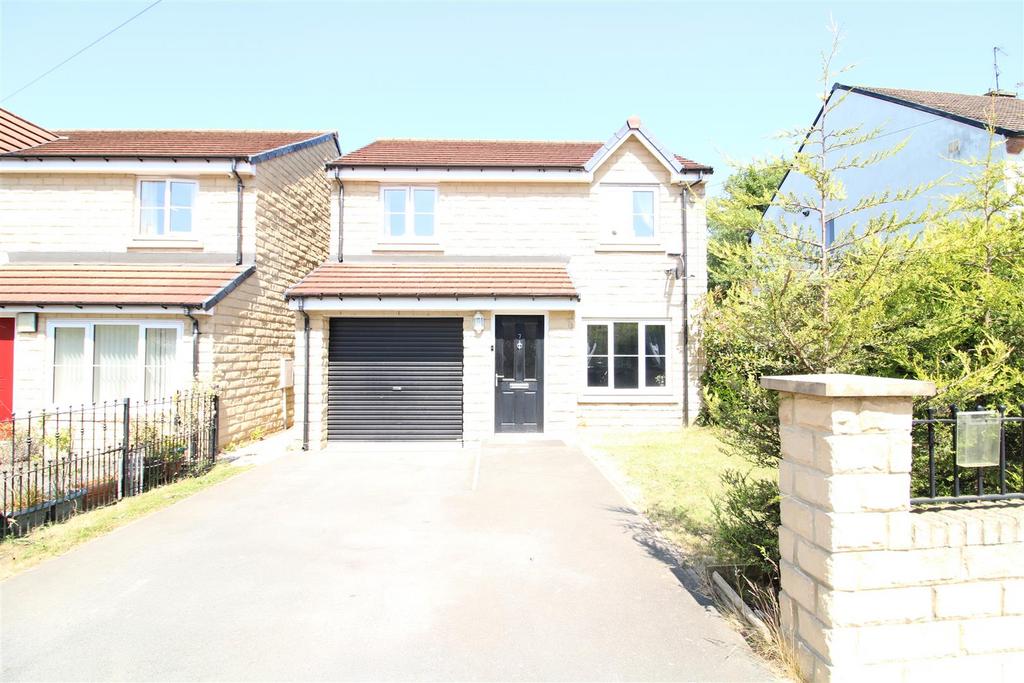 Witton Crescent, Darlington 3 bed detached house for sale £180,000