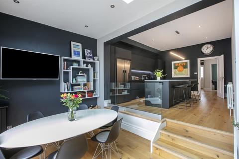 9 Burghill Road, London, SE26 4HJ