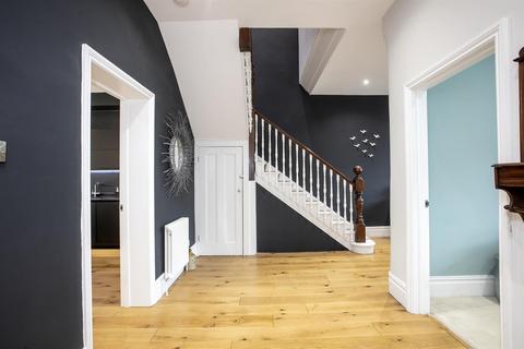 9 Burghill Road, London, SE26 4HJ