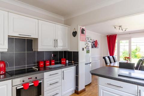 2 Maude Close, Keyingham, Hull, HU12 9TS