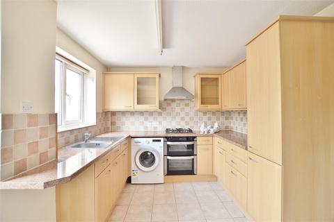 2 bedroom terraced house for sale, Pearl Gardens, Slough