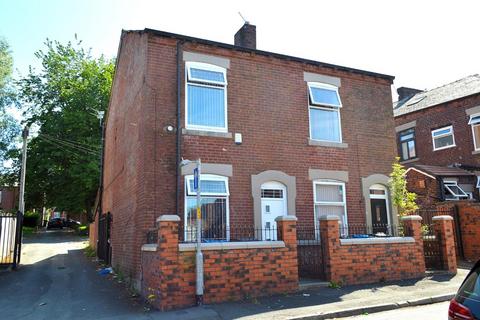 2 bedroom semi-detached house for sale - Worcester Street, Oldham
