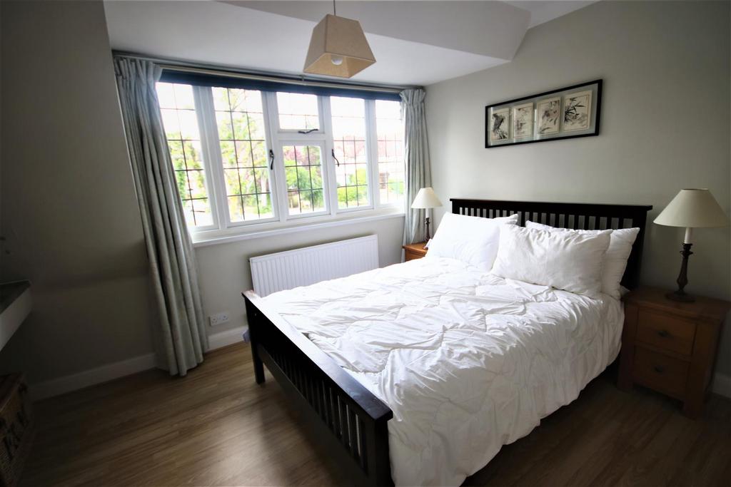 Bedroom 3: