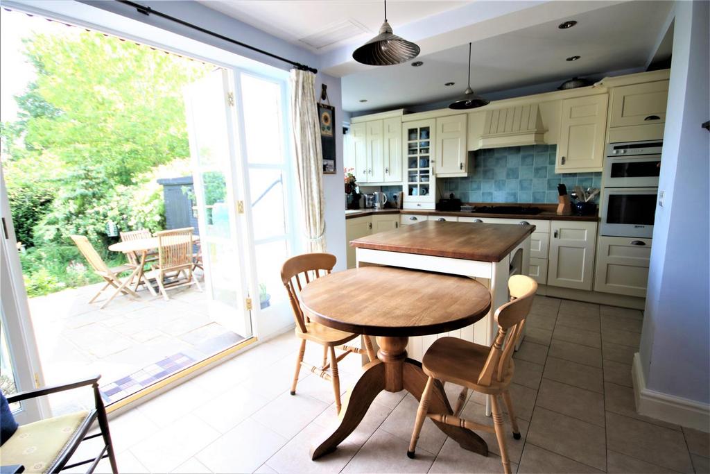 Fitted kitchen/diner: pic. 1