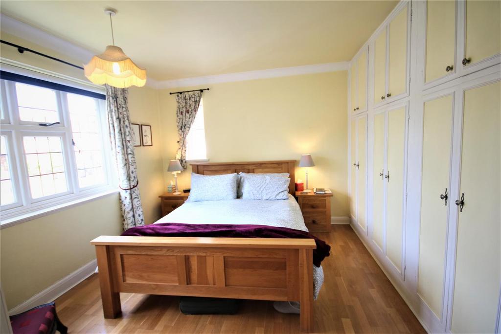 Bedroom 1: