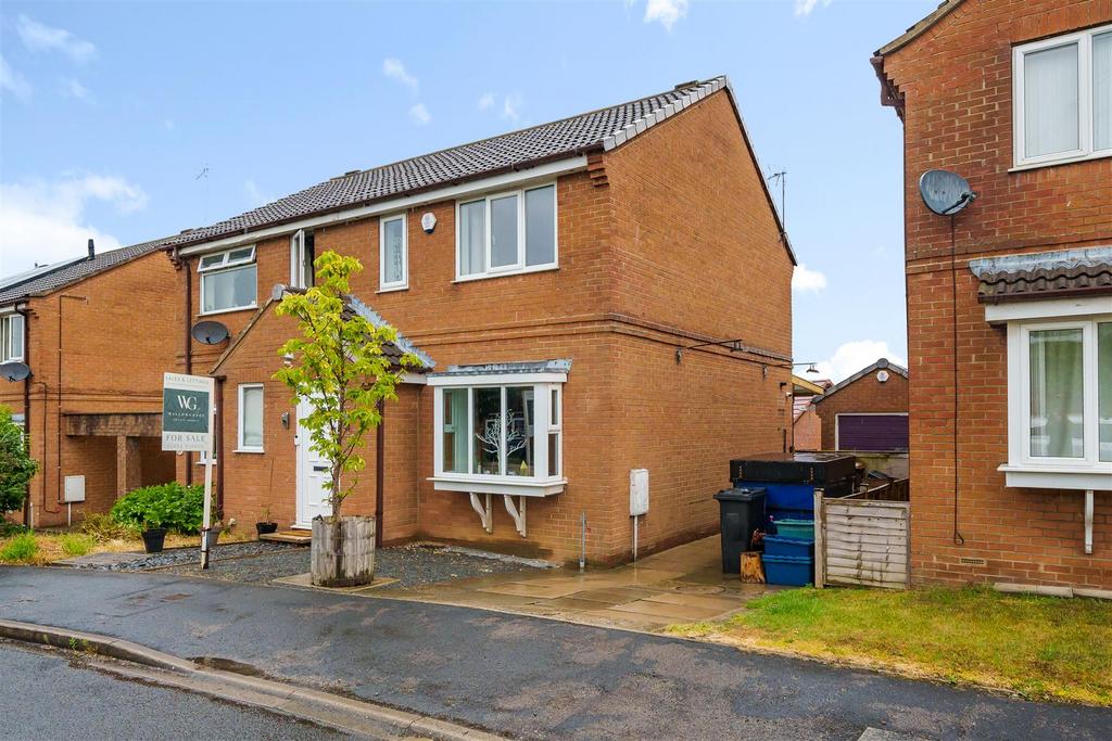 26 Dickens Road, Malton, North... 3 bed semidetached house £215,000