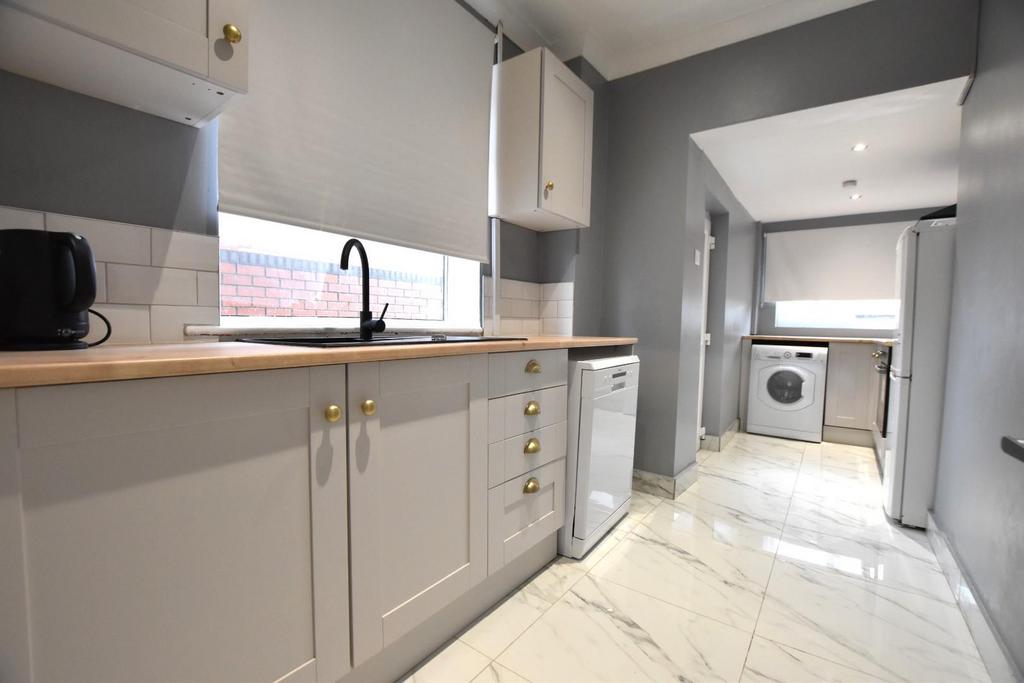 Old Brumby Street, Scunthorpe 3 bed detached house for sale £180,000