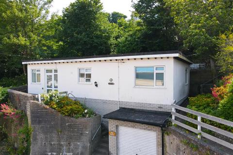 2 bedroom detached bungalow for sale, Torridge Road, Appledore