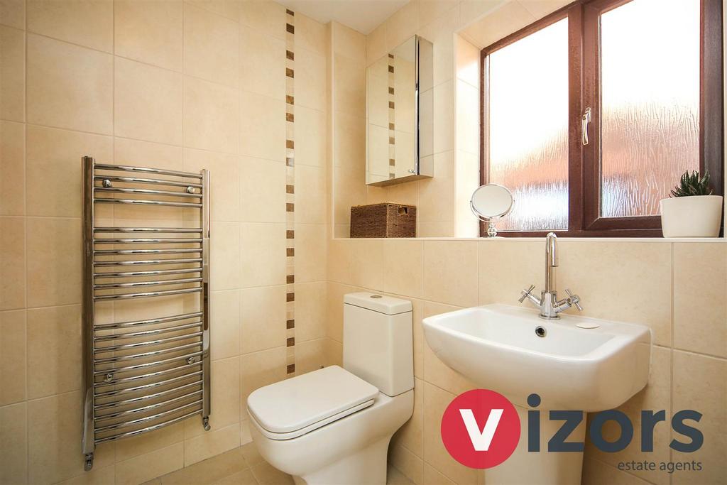 Ensuite