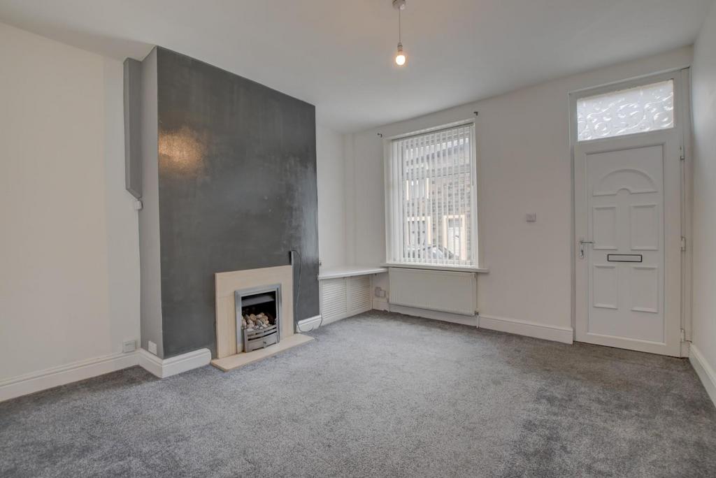 Dickson Street, Colne 2 bed terraced house for sale £80,000