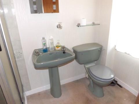 Shower room.jpg