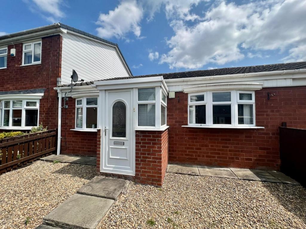 Lunebeck Walk, Thornaby 2 bed terraced bungalow for sale £85,000