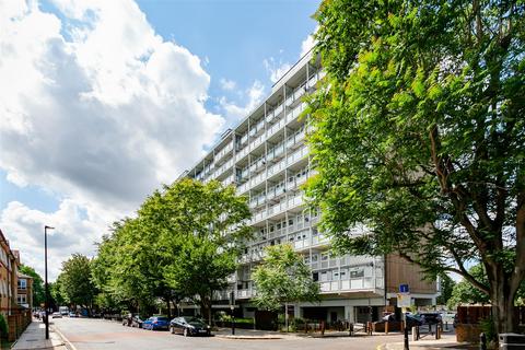 2 bedroom flat for sale, Withy House, Globe Road, London