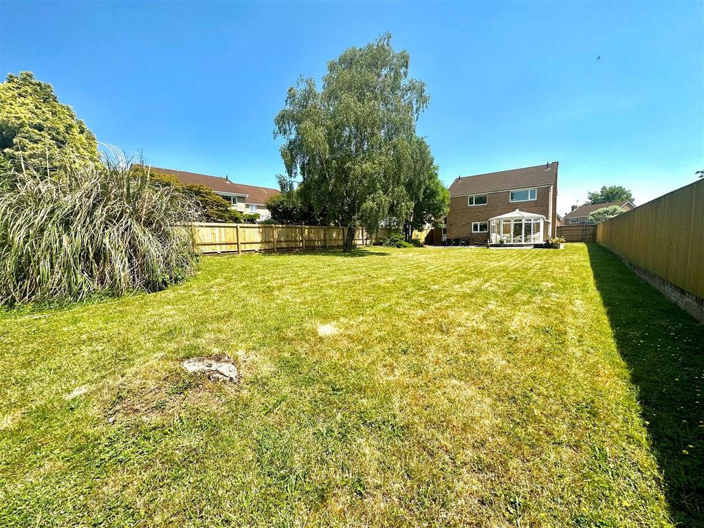 Priory Oak, Brackla, Bridgend County... 4 bed detached house £415,000