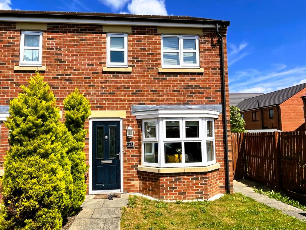 Modern Three Bed Semi Detached House To Let