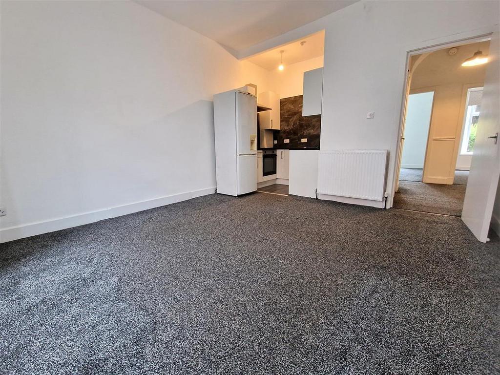 Lounge/Kitchen