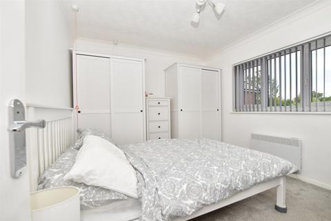 2 bedroom flat for sale - Stockett Lane, Coxheath, Maidstone, Kent