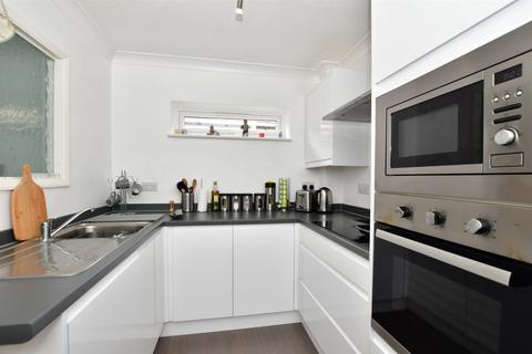 2 bedroom flat for sale - Stockett Lane, Coxheath, Maidstone, Kent