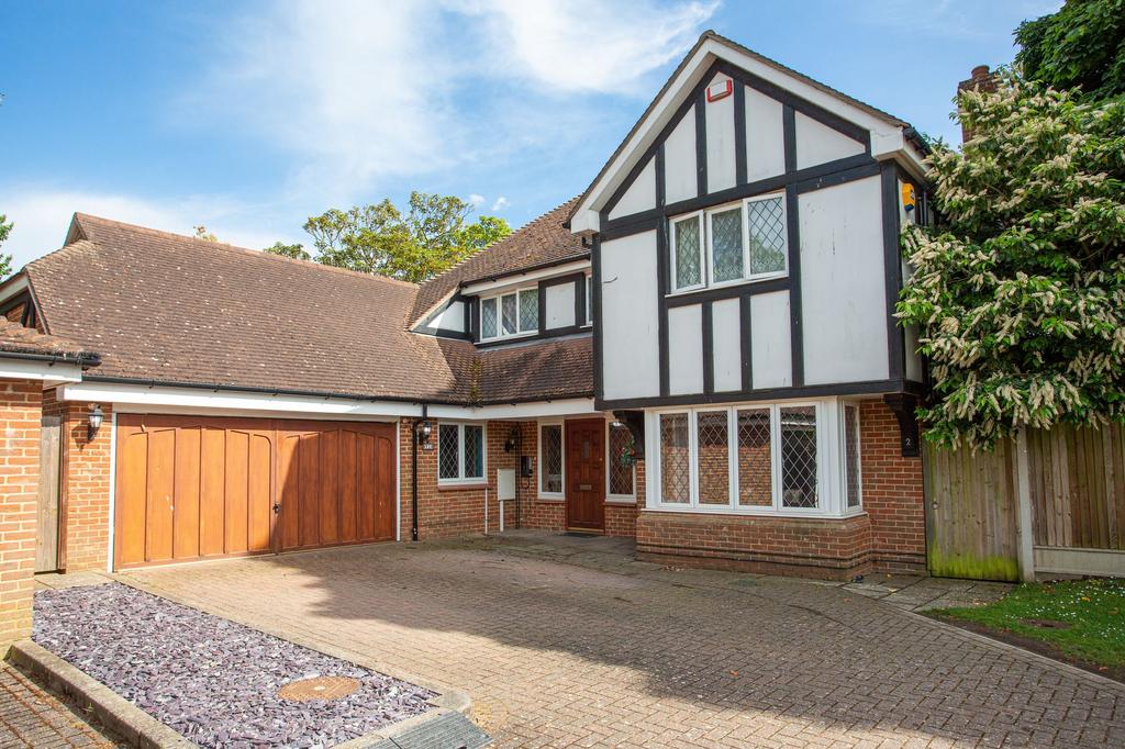 Newmans Close, Broadstairs, CT10 5 bed detached house £1,250,000
