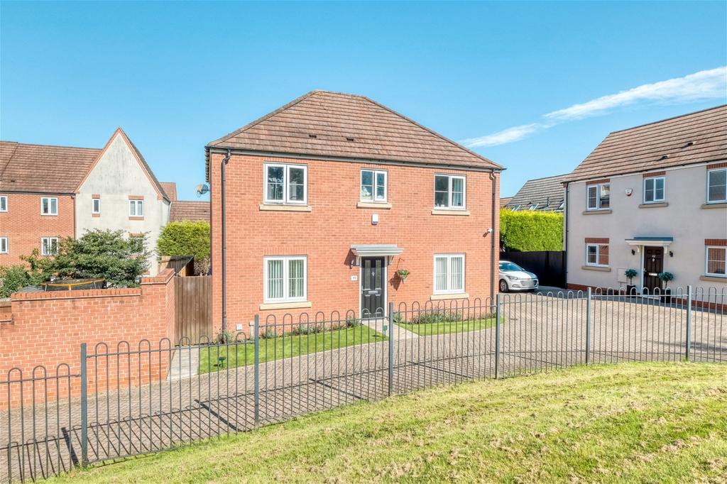 Dixon Close, Enfield, Redditch B97 6AD 4 bed detached house for sale