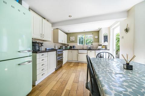 12 Graveney Road, London, SW17 0EQ