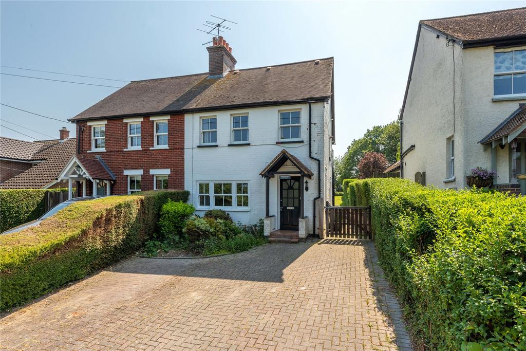 Parkgate Road, Newdigate, Dorking, Surrey, RH5 4 bed semidetached