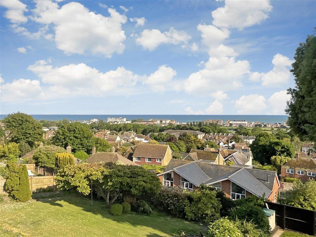 North Road, Hythe, Kent 3 bed semidetached house for sale £665,000