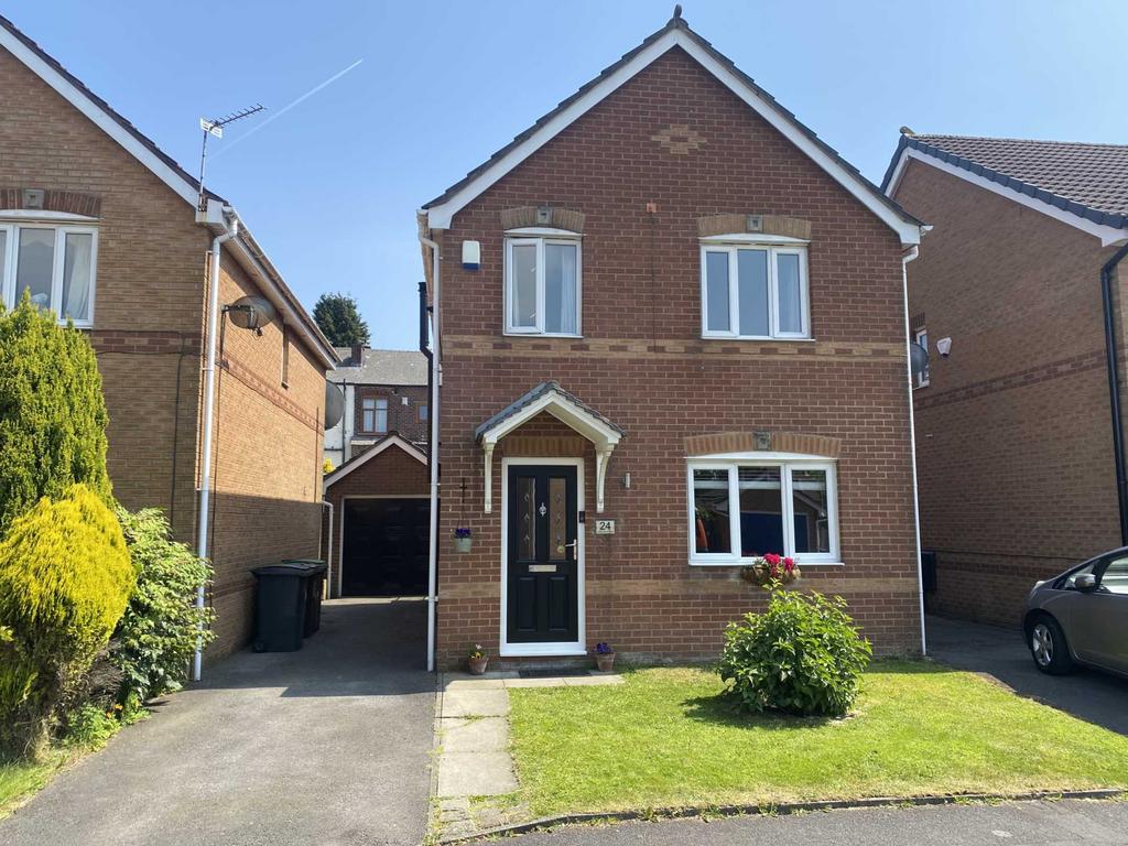 Luzley Brook Road, Royton 3 bed detached house for sale £299,950