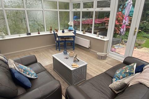 63 Chetwyn Avenue, Royton, Oldham, OL2 5UJ