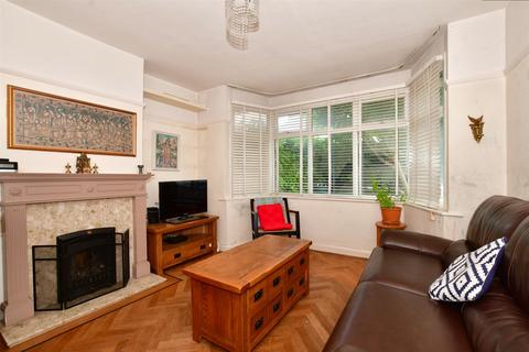27 Gomshall Avenue, Wallington, SM6 8NY