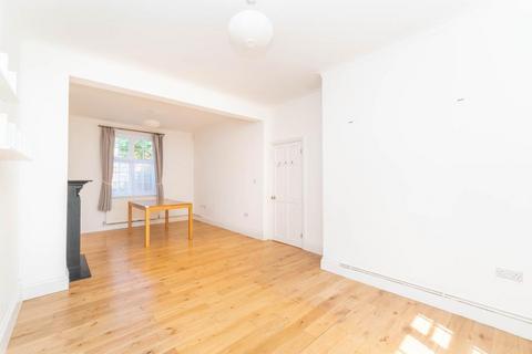 43 Holyoake Walk, London, W5 1QN