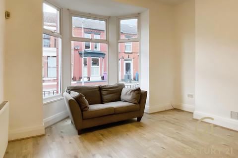 3 bedroom terraced house to rent, Barrington Road, Liverpool, L15