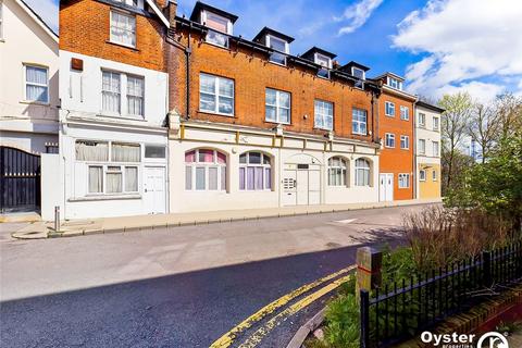 1 bedroom flat for sale, Northern Star House, 130 High Road, N11